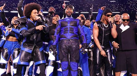 Super Bowl Halftime Show 2024 Odds & How to Bet Usher's Performance.